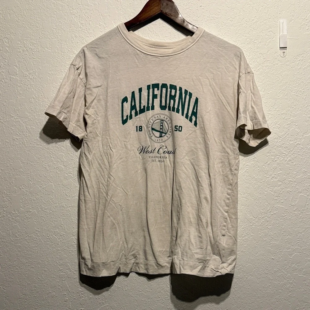 Old Navy California Oversized Graphic Tee Size XS Fits M Green Casual T-Shirt
